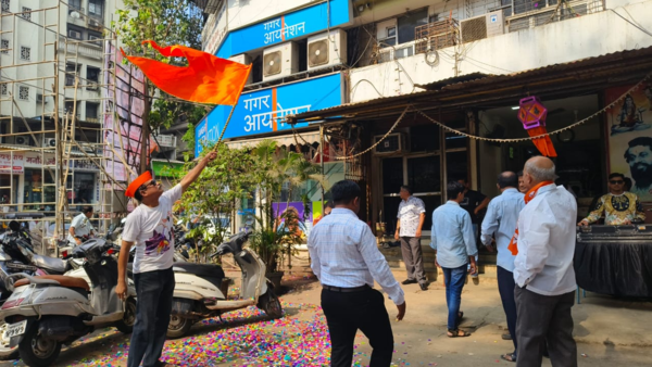 People are celebrating the sweeping victory of the BJP-led Mahayuti alliance in the Maharashtra Assembly elections.