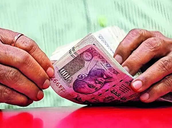Multicrore cash-for-jobs scam rocks Goa, hundreds duped