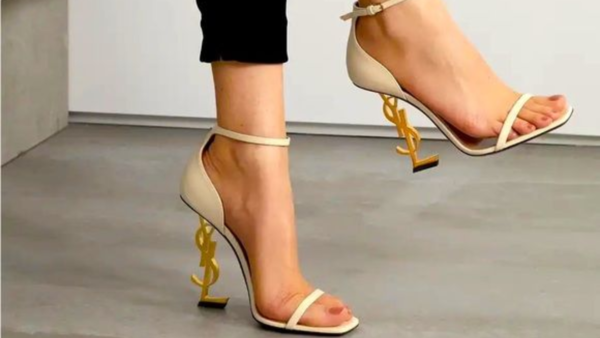 Saint Laurent Opyum heels in gold