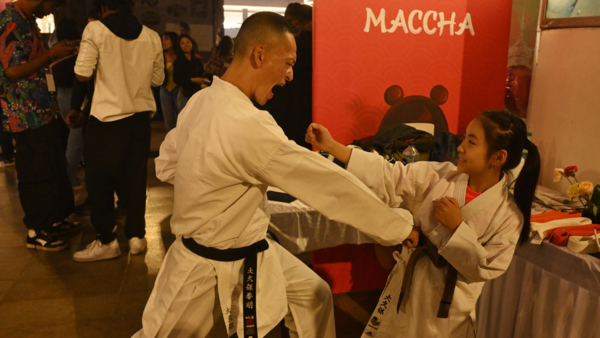 Yasu and Sena showcased karate skills