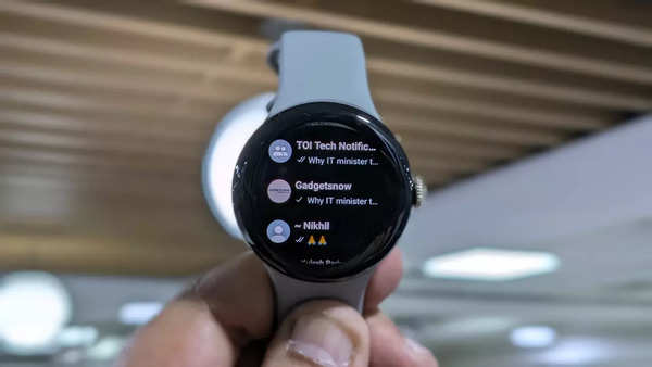 Google Pixel Watch 3 notifications