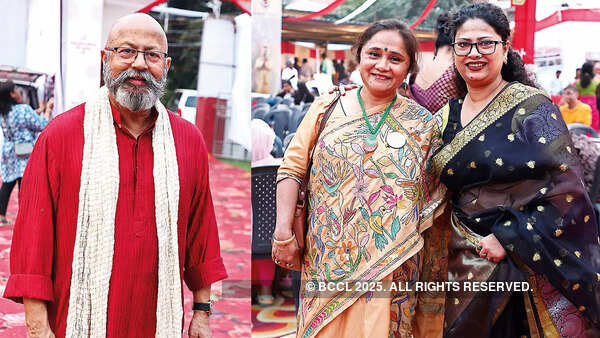 (L) Amitabh Roy (R) Sunita Roy and Gunomoi