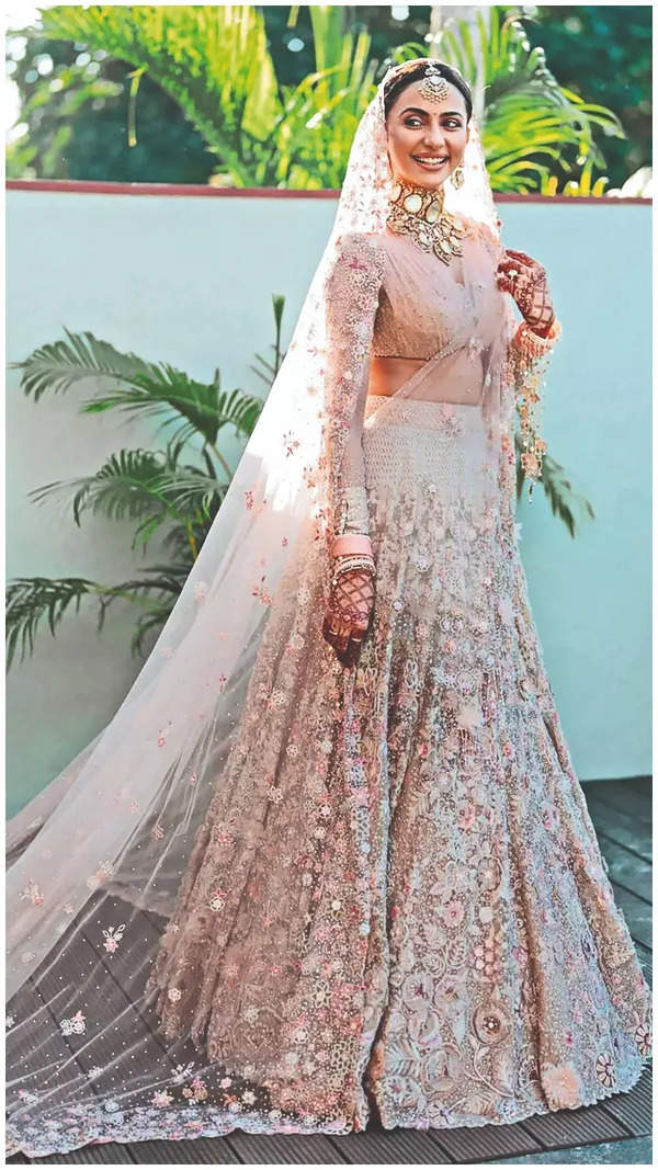 Rakul's wedding outfit