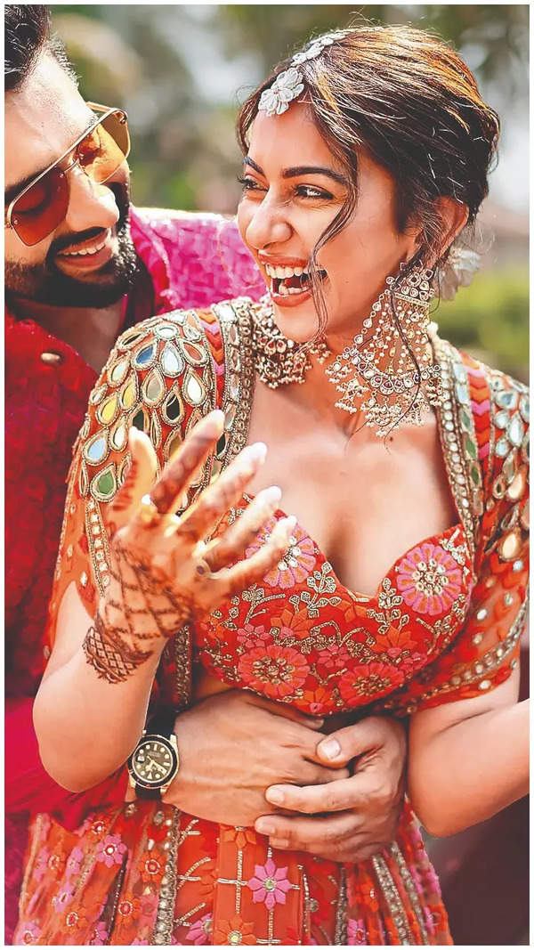 Rakul's mehendi outfit