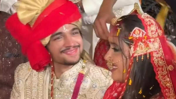 Groom crying on Vidai ceremony