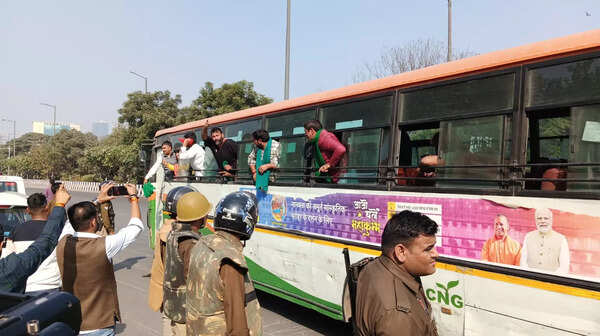 Noida police detain farmers protesting at Rashtriya Dalit Prerna Sthal