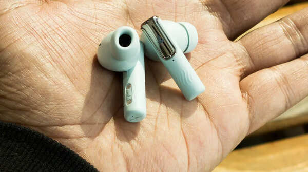 The earbuds fit in nicely inside ears