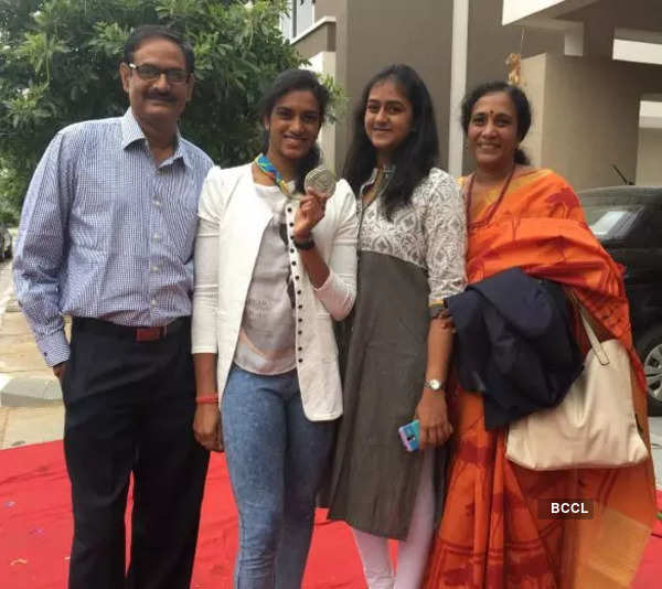 PV Sindhu with family