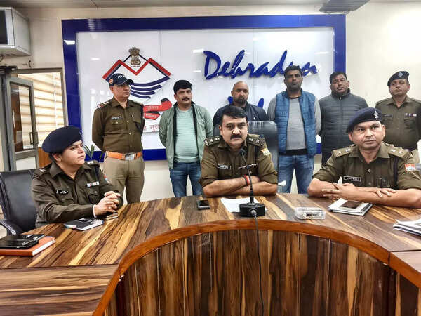 SSP Dehradun Ajai Singh informing about the murder conspiracy.