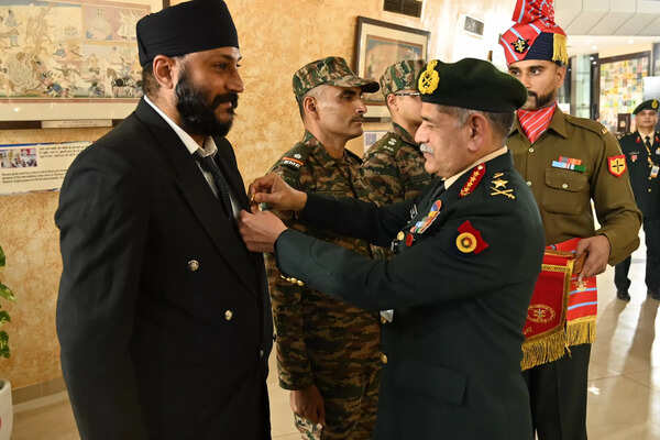 Son of Army veteran develops 'Phoenix foot'