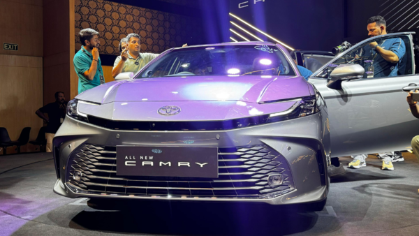 New Toyota Camry front face design