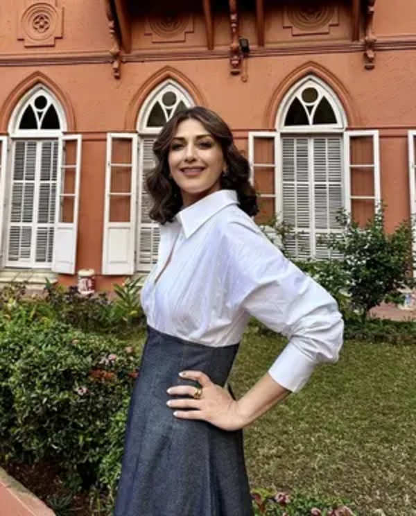 Sonali Bendre ist wieder auf dem College