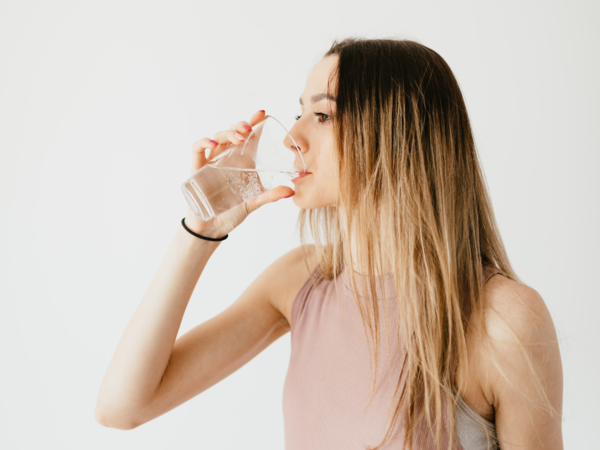 Hidden dangers of not drinking enough water during winter