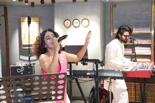 Kavya Ajith & Precious Peter