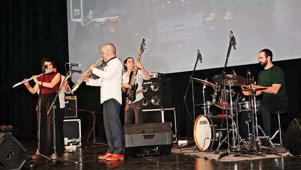 Colectno Colombia Folk Band