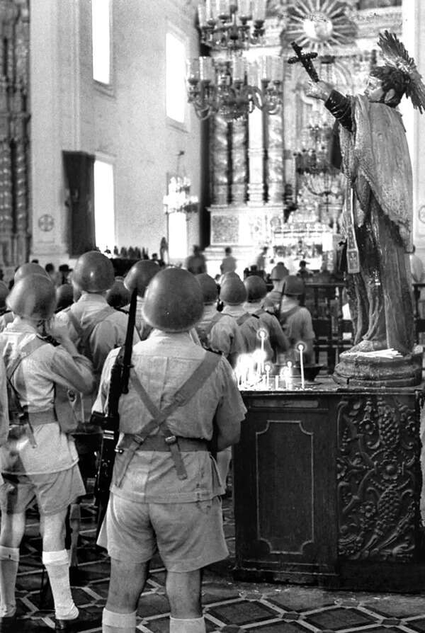 Angolan soldiers