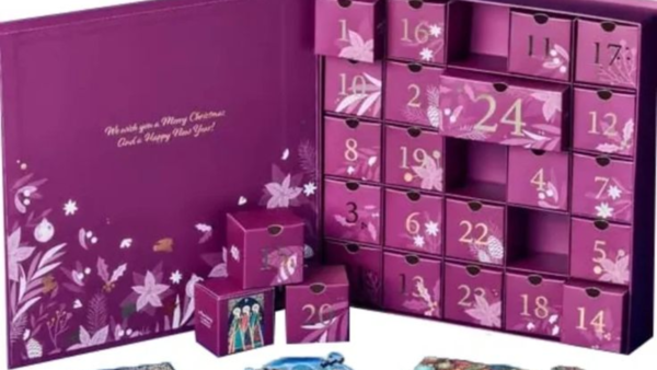 (Image Credits: Pinterest) Advent Calendars having chocolates and beauty products