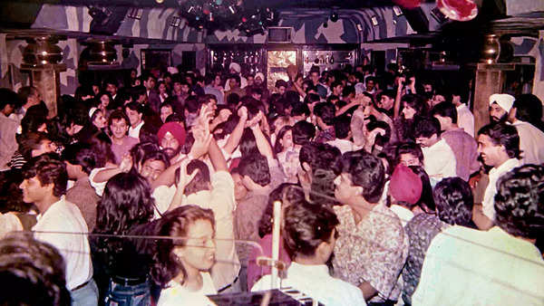 Ghungroo nightclub was one the most happening partying spots in Delhi