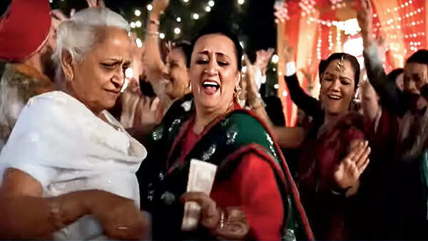 A still from Vicky Donor