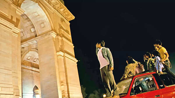 A still from Rang De Basanti
