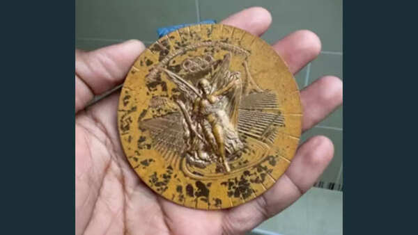 Yohann Ndoye-Brouard's bronze medal (Credits: X)