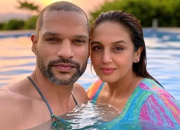 Are Huma Qureshi and Shikhar Dhawan dating? Here's the TRUTH behind their  viral photos | - Times of India