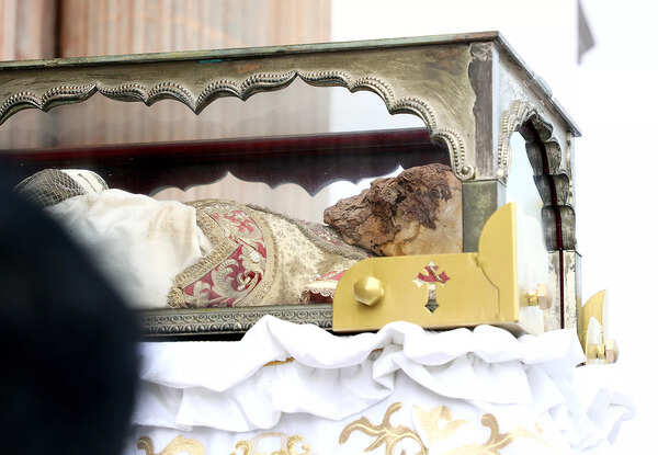 18TH_EXPOSITION_SACRED_RELICS_ST_FRANCIS_XAVIER_OLD_GOA_21_11_2024_108