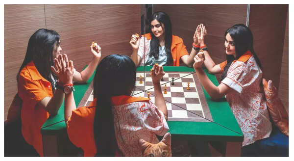 Adah chess