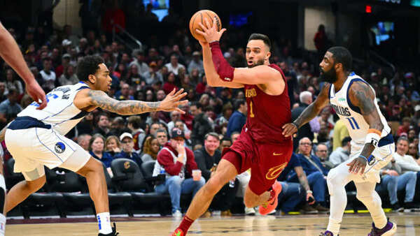 Dallas Mavericks vs Cleveland Cavaliers.