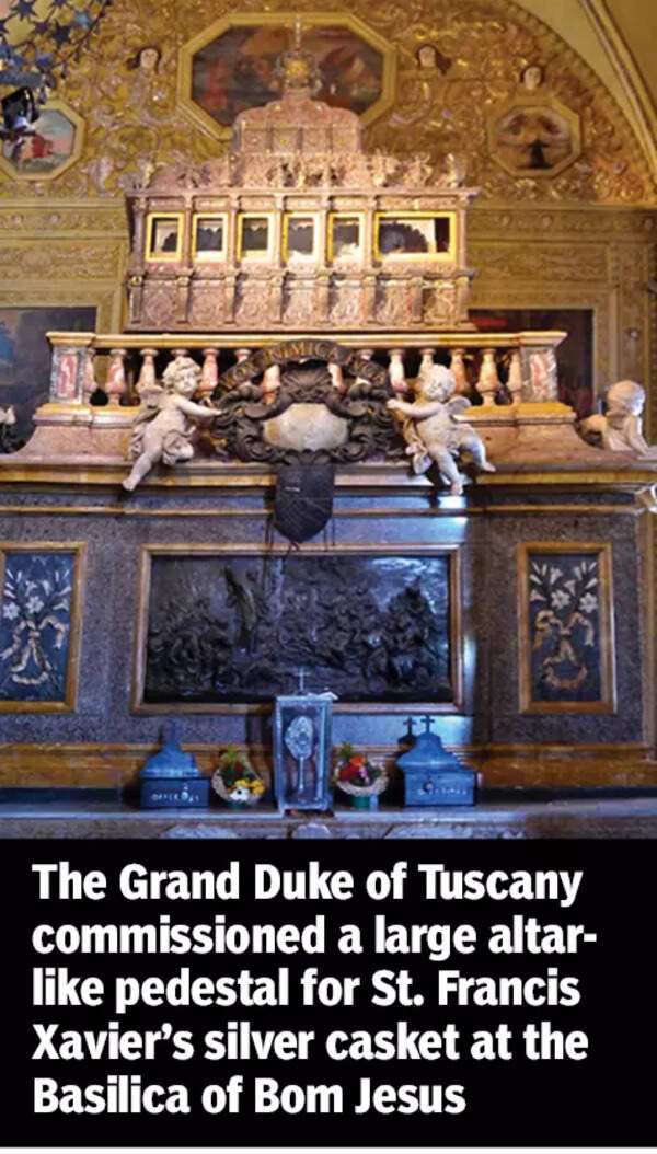 Altar like pedestal for Saint Francis Xavier