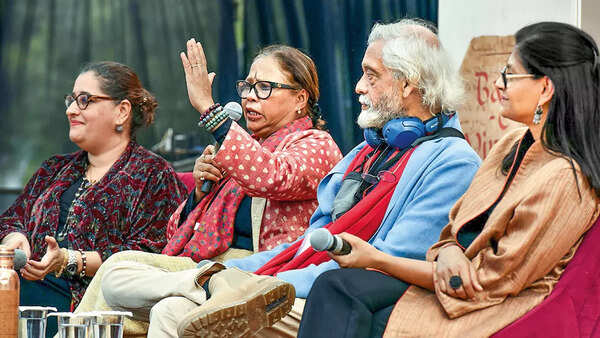 Kausar Munir, Sutapa Sikdar, Sudhir Mishra and Nandita Das