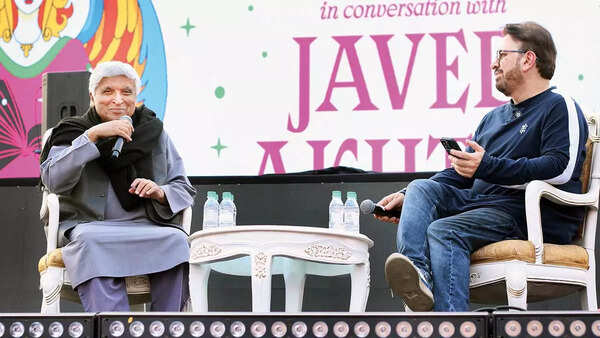 Javed Akhtar and Roshan Abbas during the session in Lucknow (BCCL/ Manas Mishra)
