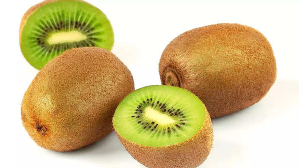 Why kiwi should be part of your daily routine? Benefits for digestion, skin, and immunity