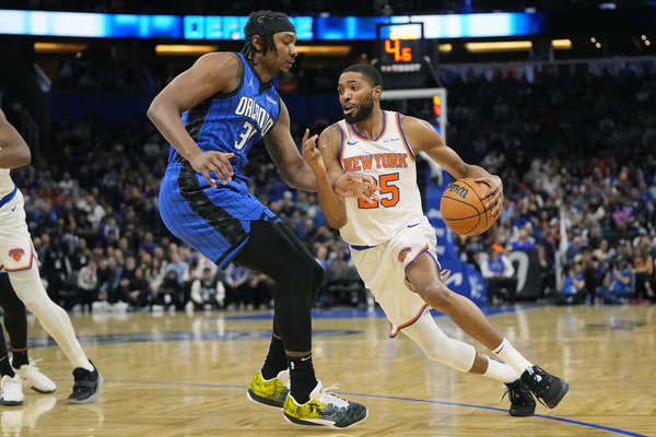 Knicks vs Magic Credits: AP Photo/John Raoux