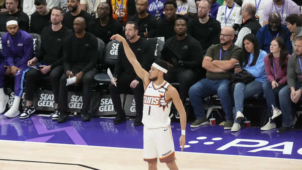 Devin Booker and Kevin Durant lead the Suns past the Jazz, 134-126