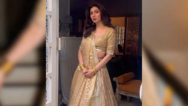 Mahira Khan in yellow lehenga look