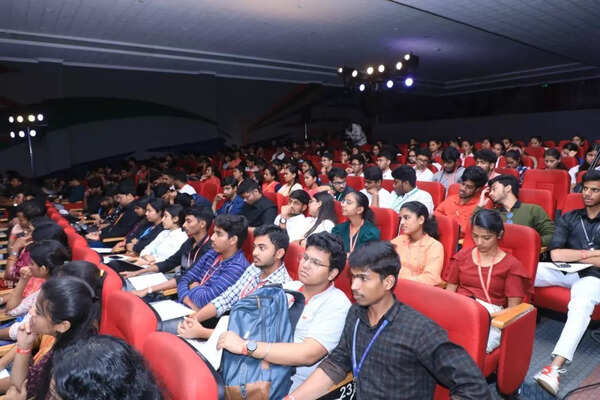 Students listening to the keynote speaker Chaitanya Peddi