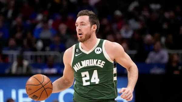 Bucks guard Pat Connaughton
