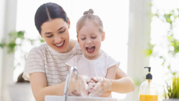 Parents who raise intelligent kids have these 5 things in common - The ...