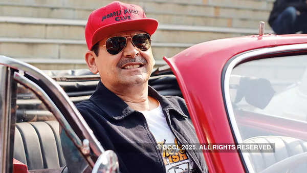 Nitin Kohli in his Morris Minor 1951