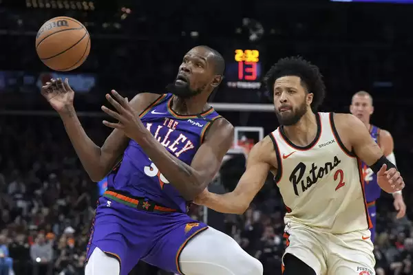 Suns vs Pistons Credits: AP Photo/Rick Scuteri