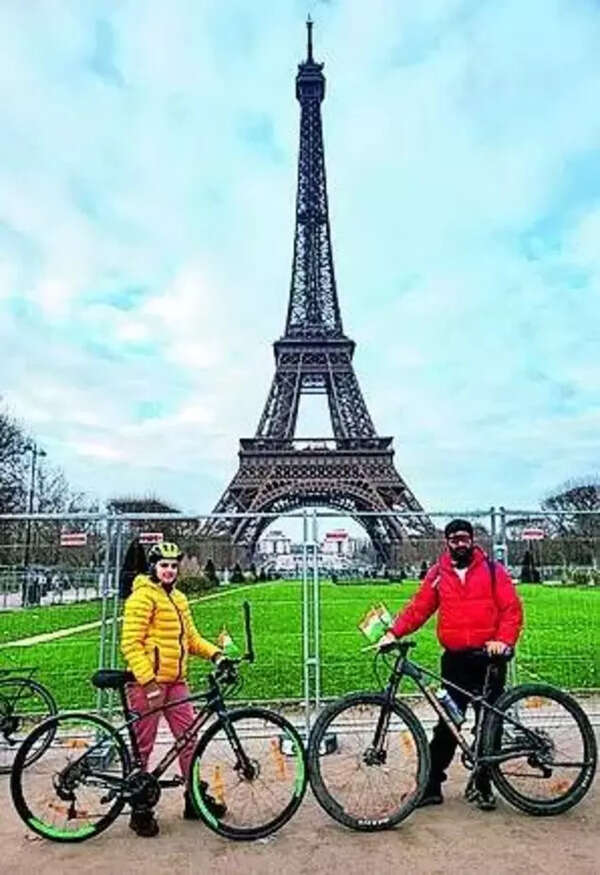 Nisha Kumari & coach Nilesh Barot