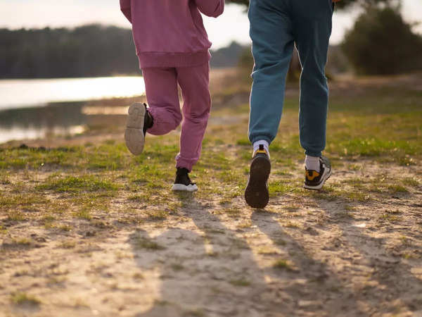 Why morning walks are essential for staying healthy during winter? Experts share 9 reasons