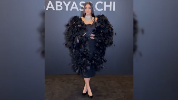 Sonam Kapoor's 'Black Swan' moment