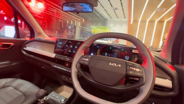 Kia Syros interior