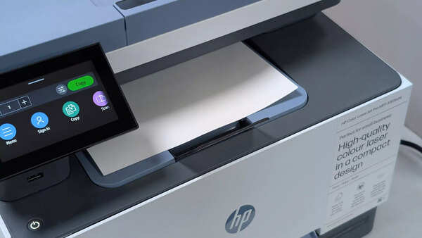 HP Colour LaserJet Pro MFP 3303sdw printer output tray
