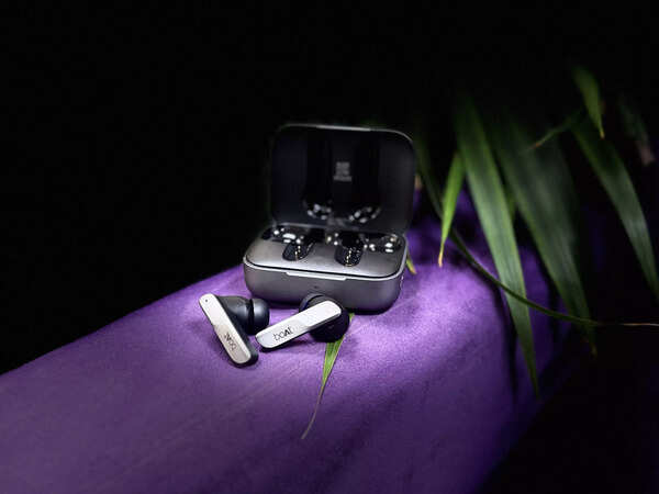 Boat Airdopes 800 HiDef earbuds