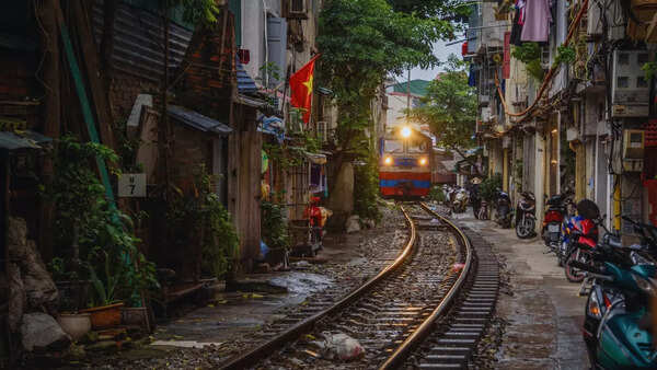 Hanoi Train Street
