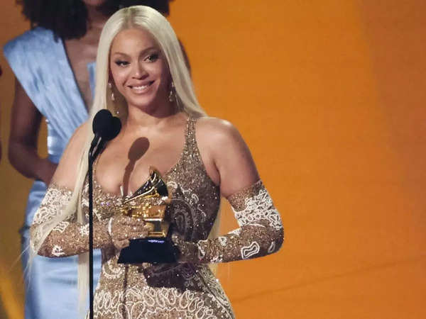 Beyonce at Grammys 2025