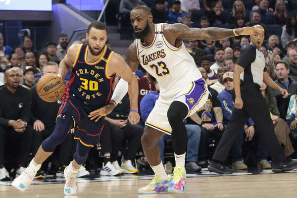 Golden State Warriors vs Los Angeles Lakers Credits: Santiago Mejia/San Francisco Chronicle via AP